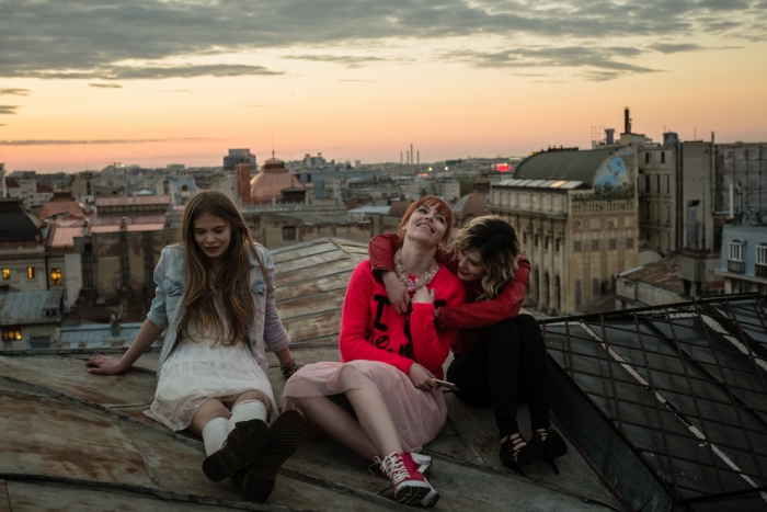 Crina Semciuc, Olimpia Melinte și Flavia Hojda, cele trei grații bune și nebune, fac pariul vieții și al generației lor în #Selfie69
