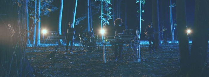 Trupa Otherside (electro pop/soul) publica un clip „live in the woods” pentru cel mai recent single „Blowback”
